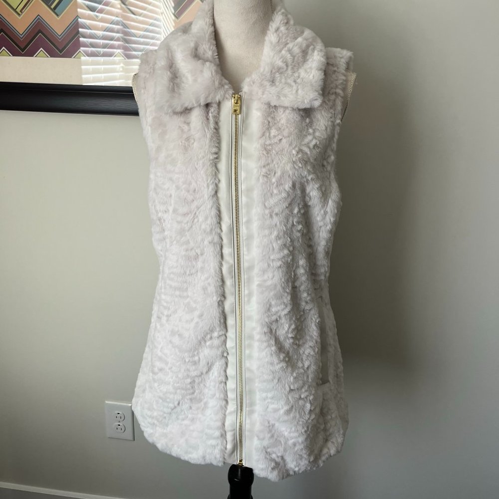 NWOT Marc New York Cream Faux Fur Vest M